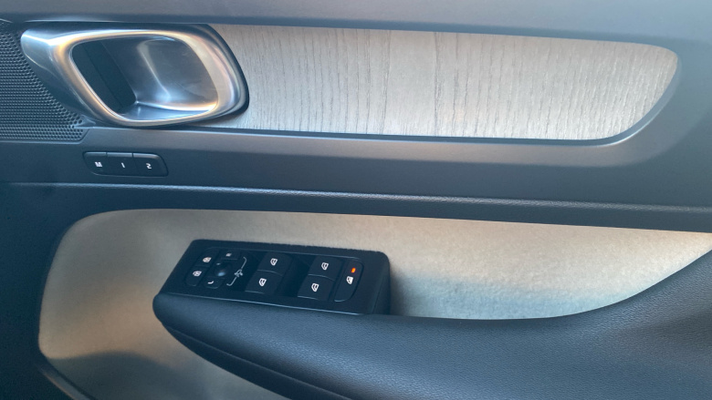 Volvo Xc40 1.5 T5 Recharge PHEV Inscription Pro 5dr Auto Estate